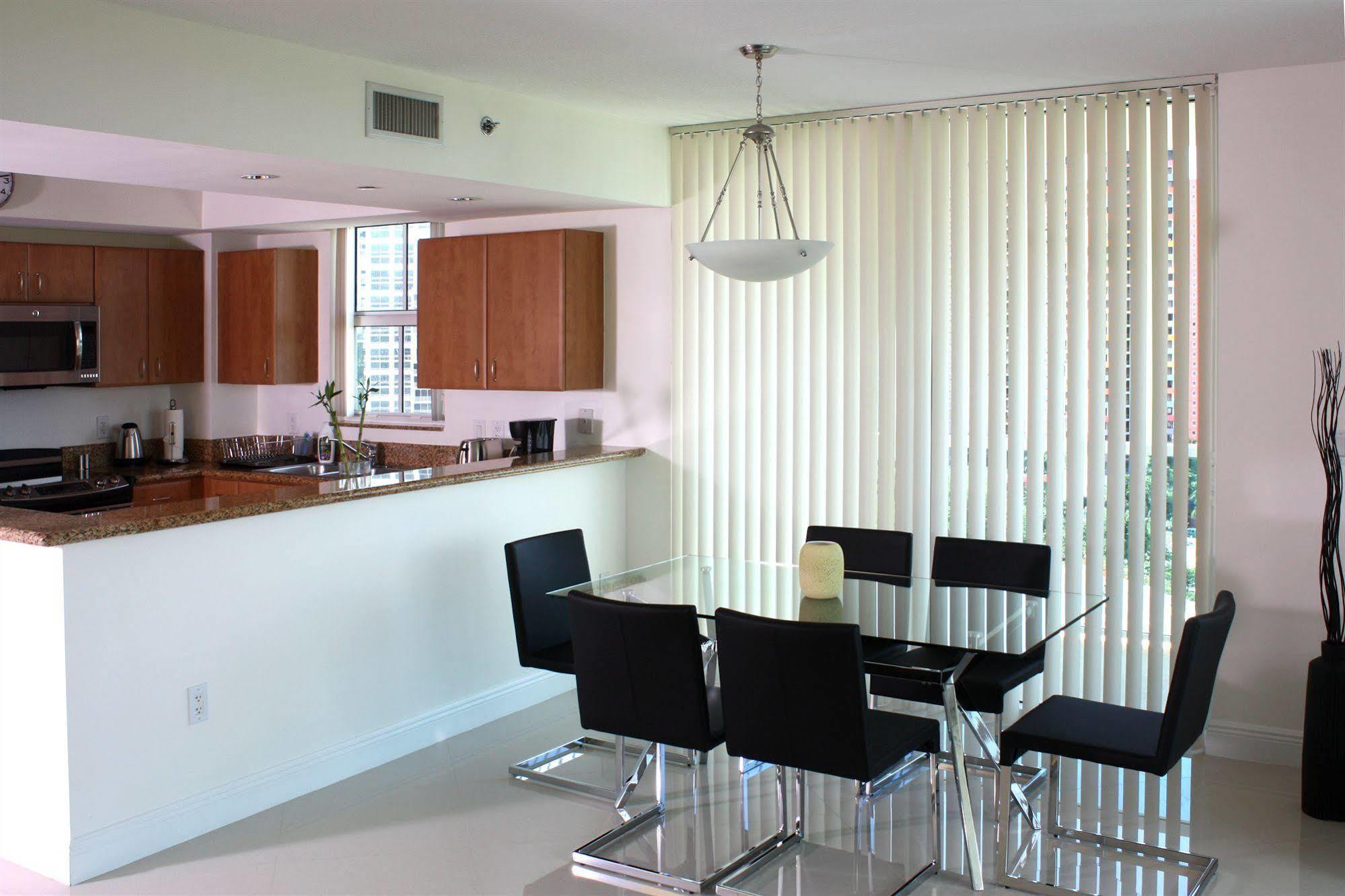 Dharma Home Suites Miami At Brickell Buitenkant foto
