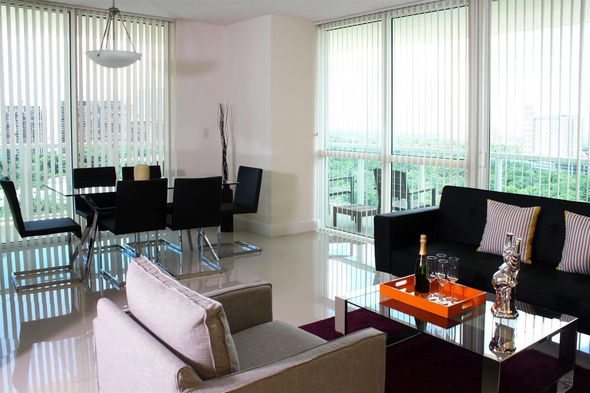 Dharma Home Suites Miami At Brickell Buitenkant foto